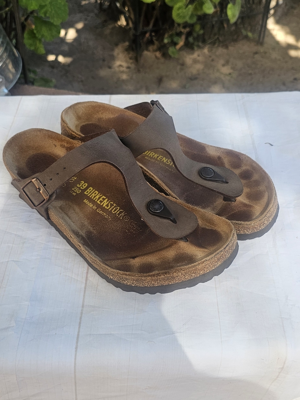 Birkenstock Brown Leather Gizeh Style Thong Sandals